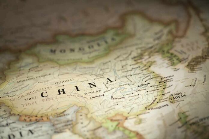 shutterstock_189226358-1- Detailed map highlighting China and surrounding regions
